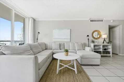5601 Collins Avenue Miami Beach FL 33140