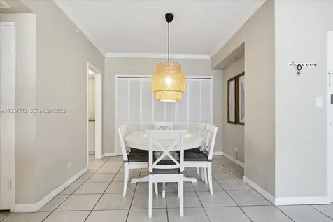 5601 Collins Avenue Miami Beach FL 33140