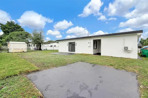 3510 NW 211th Street Miami Gardens FL 33056