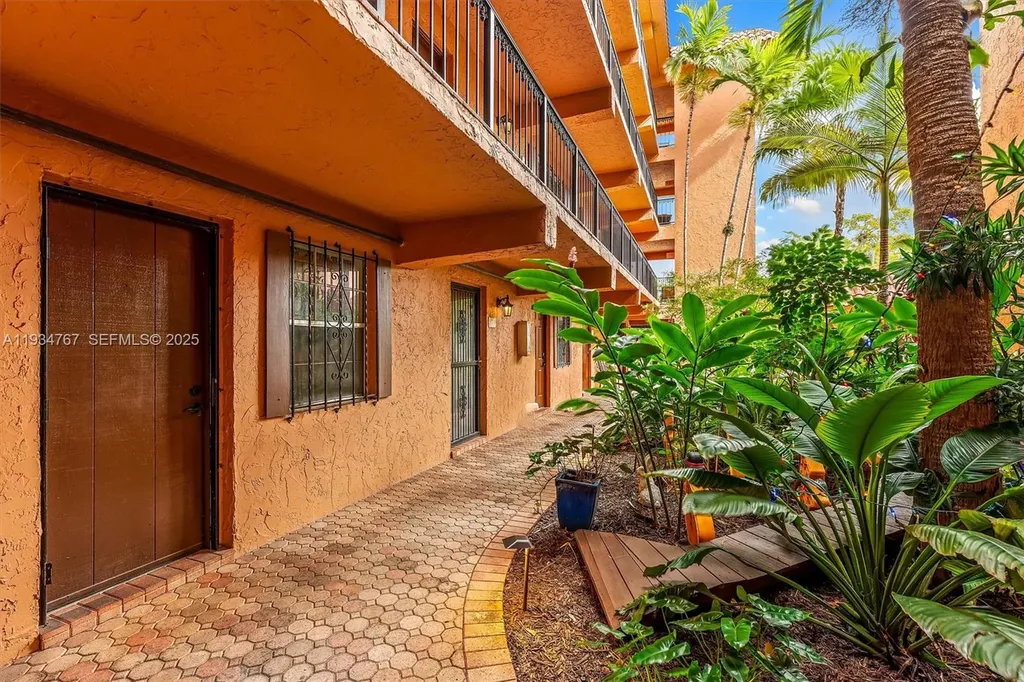 620 Tennis Club Drive Fort Lauderdale FL 33311