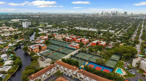 620 Tennis Club Drive Fort Lauderdale FL 33311