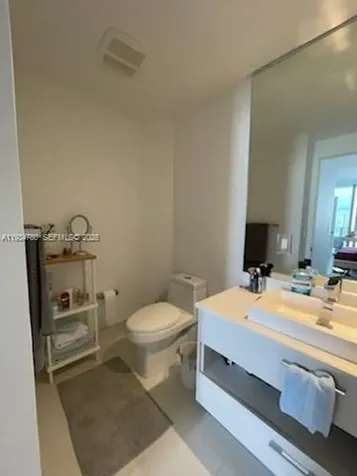 45 SW 9th Street Miami FL 33130