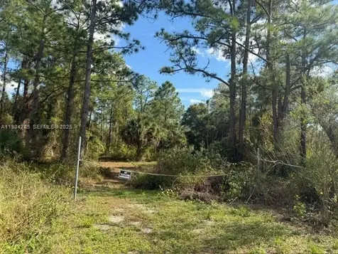 345 N Isora Clewiston FL 33440