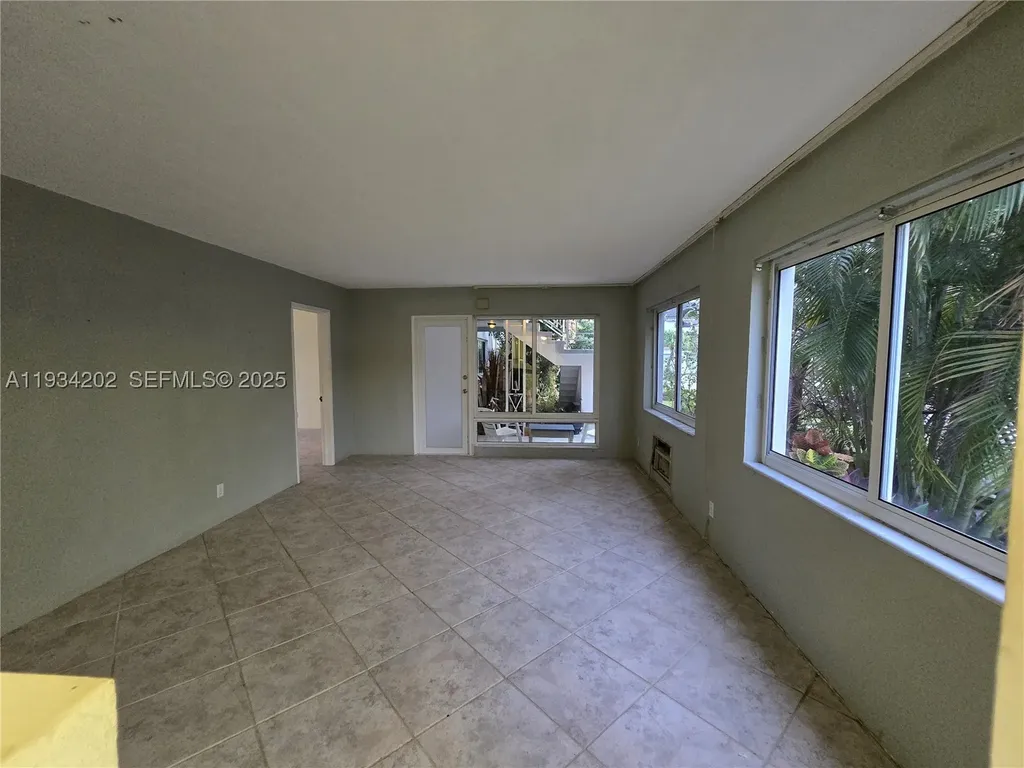 3201 SE 12th Street Pompano Beach FL 33062