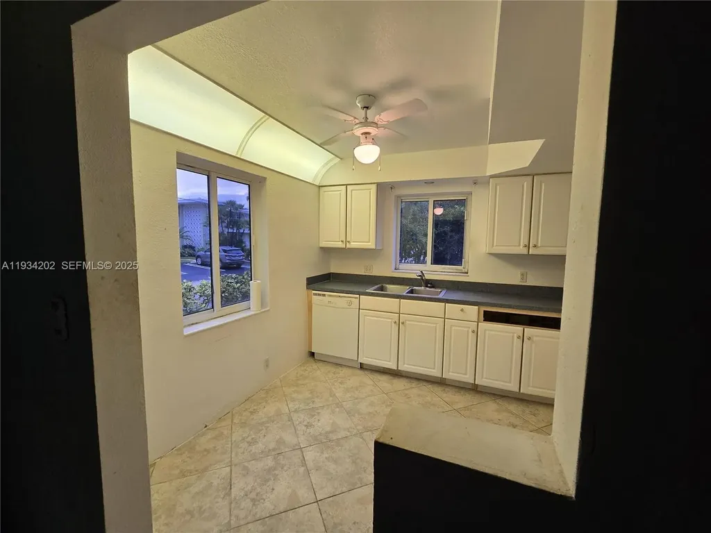 3201 SE 12th Street Pompano Beach FL 33062