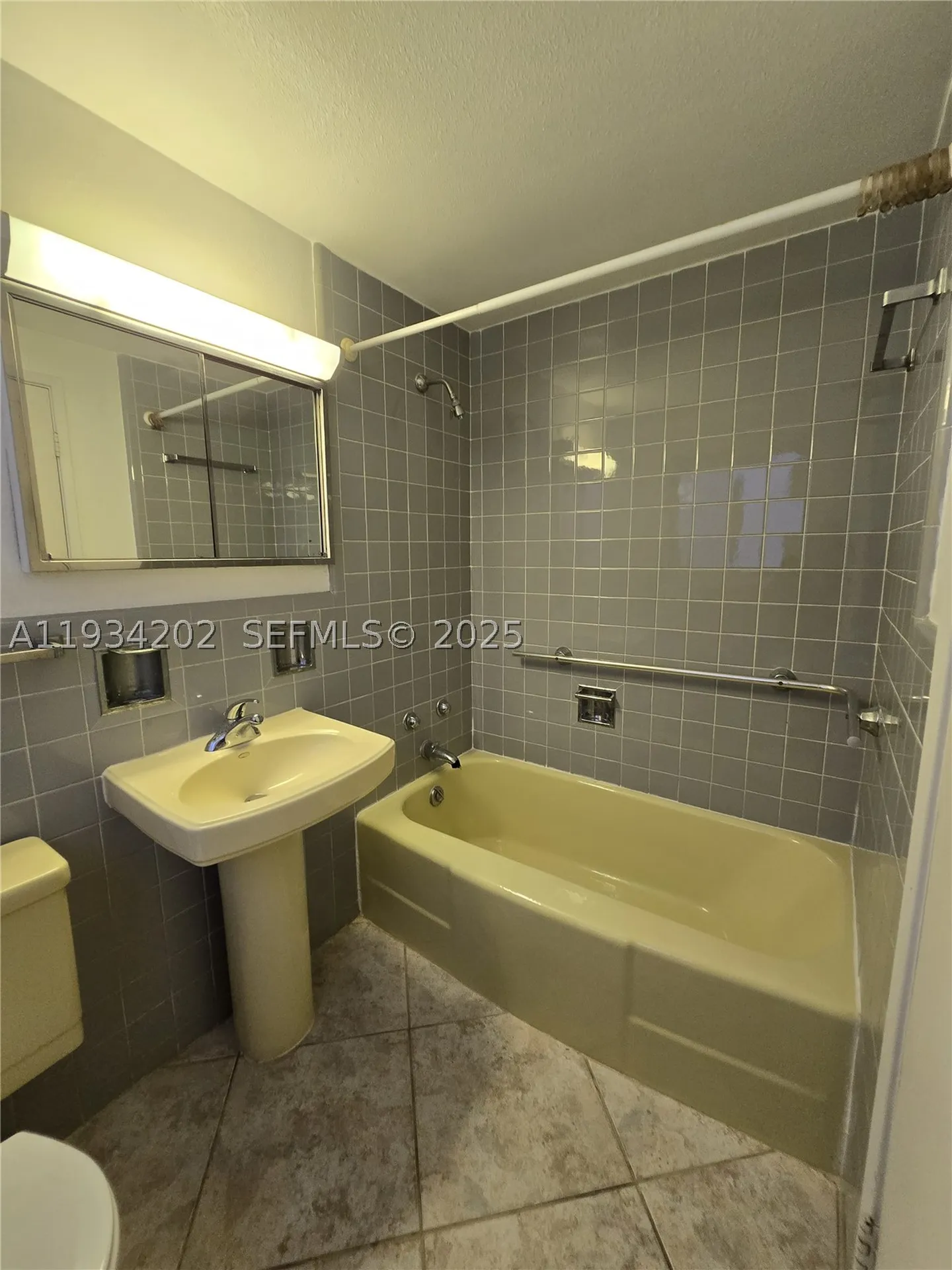 3201 SE 12th Street Pompano Beach FL 33062
