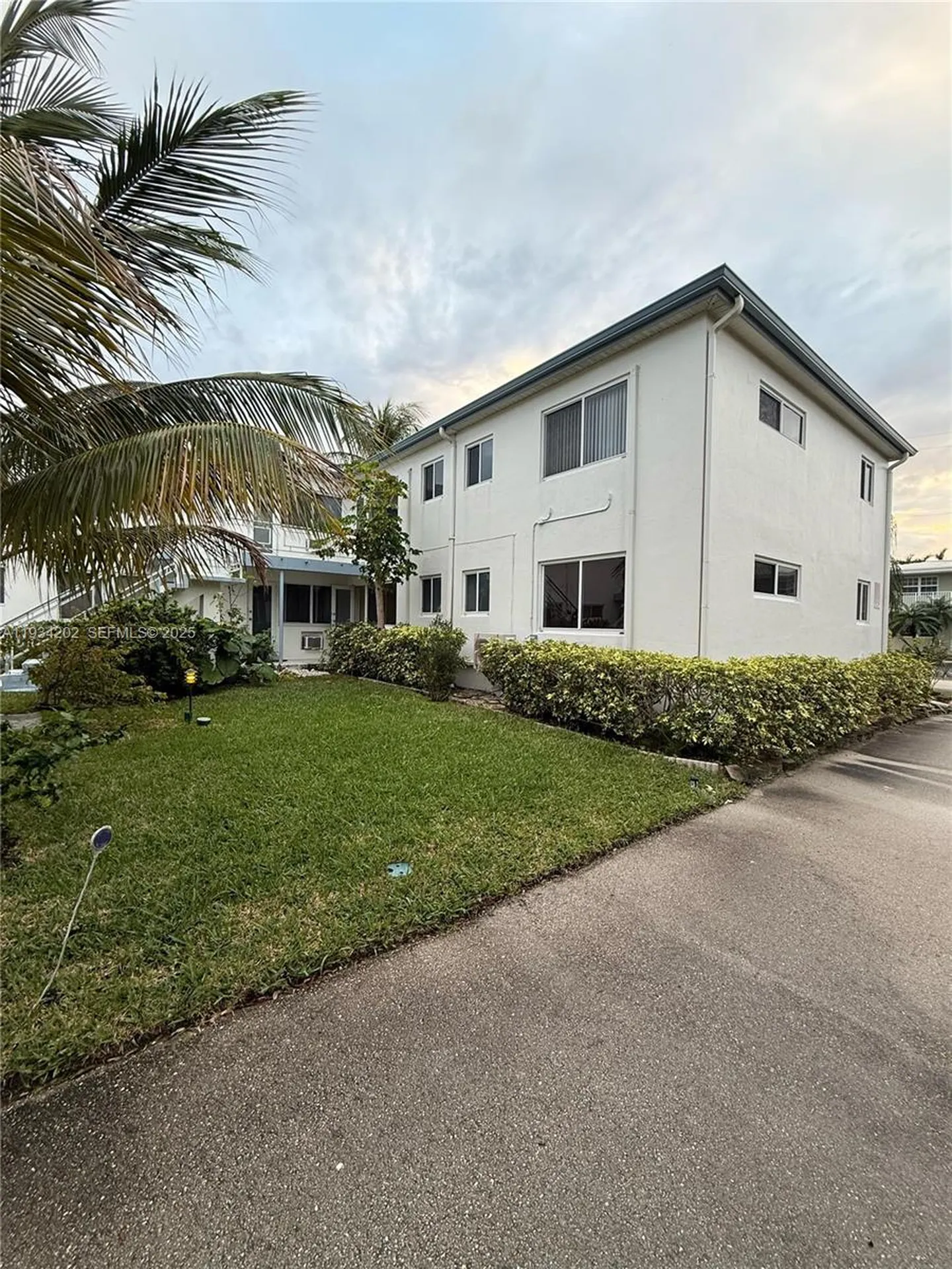 3201 SE 12th Street Pompano Beach FL 33062