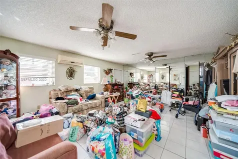 854 E 24th Street Hialeah FL 33013