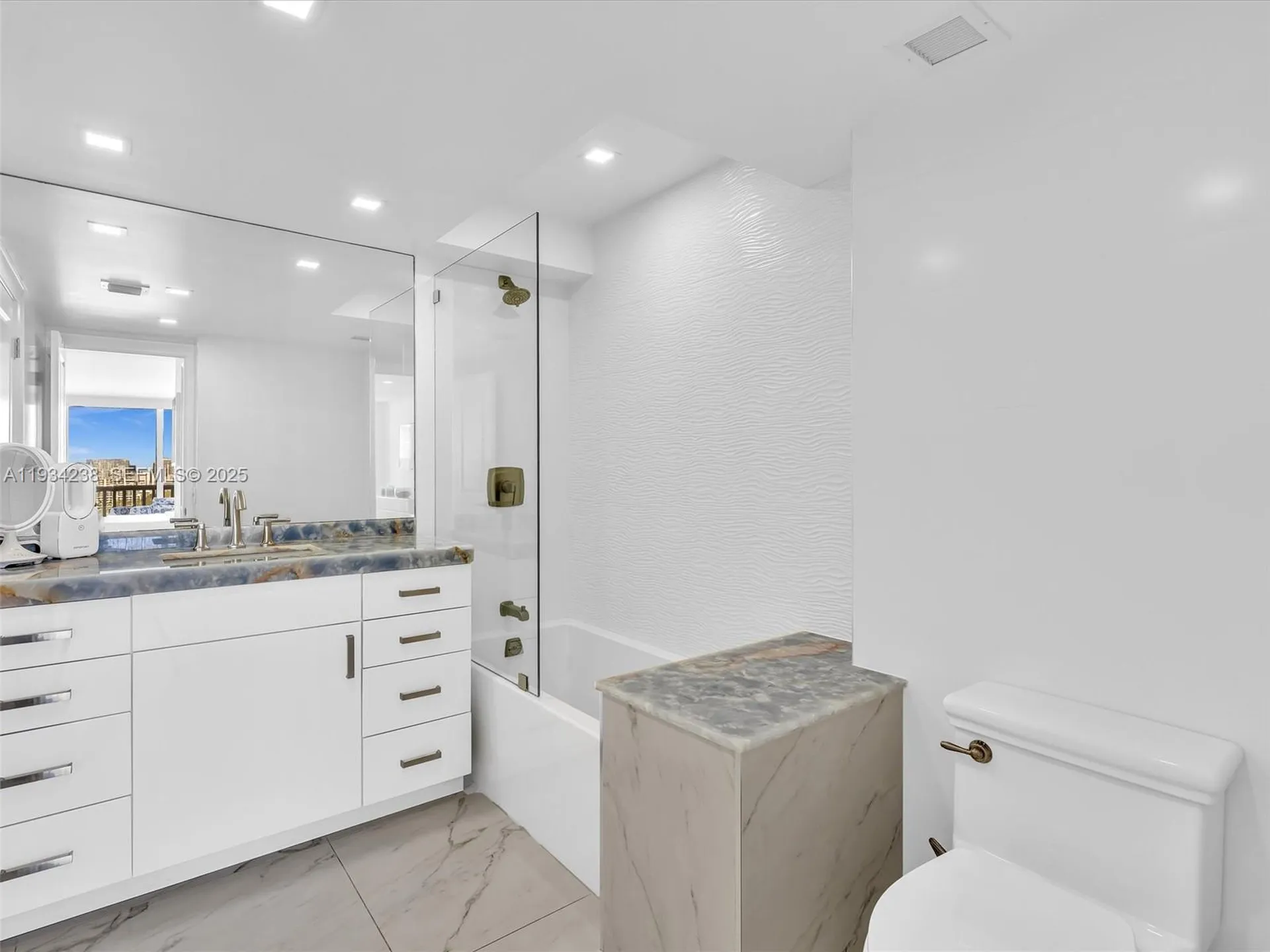 2200 S Ocean Lane Fort Lauderdale FL 33316