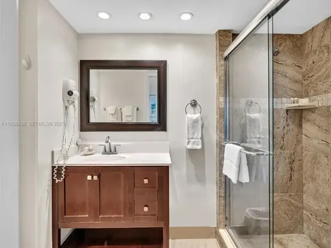 2200 S Ocean Lane Fort Lauderdale FL 33316