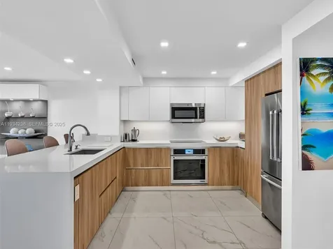 2200 S Ocean Lane Fort Lauderdale FL 33316