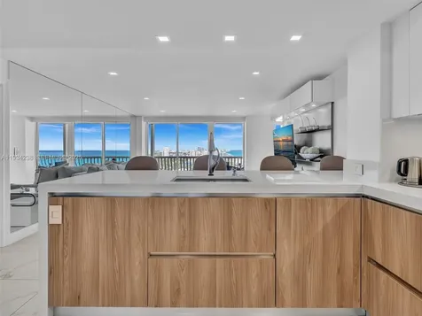 2200 S Ocean Lane Fort Lauderdale FL 33316