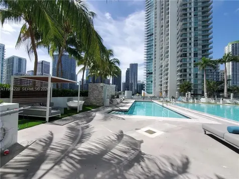 90 SW 3rd Street Miami FL 33130