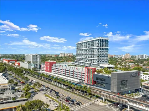 2800 SW 27th Terrace Miami FL 33133