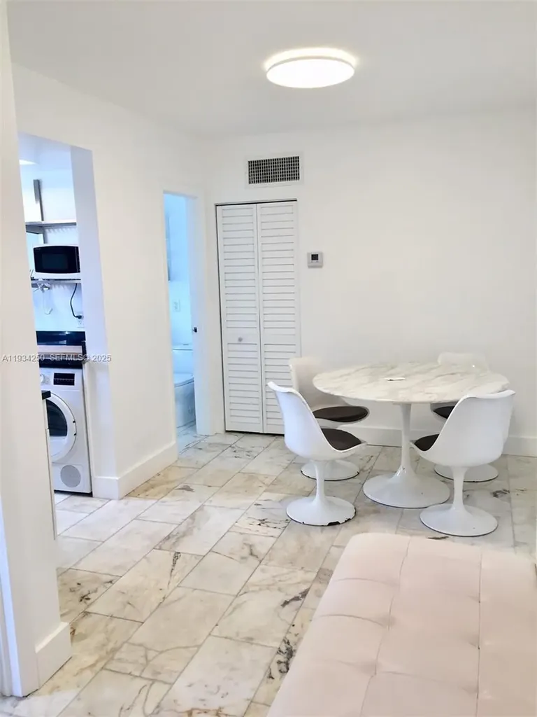1526 Pennsylvania Avenue Miami Beach FL 33139
