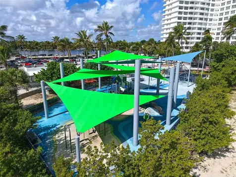 4747 Collins Avenue Miami Beach FL 33140