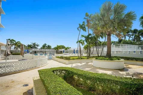 4747 Collins Avenue Miami Beach FL 33140
