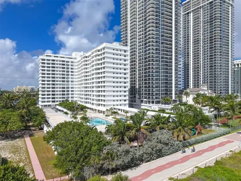 4747 Collins Avenue Miami Beach FL 33140