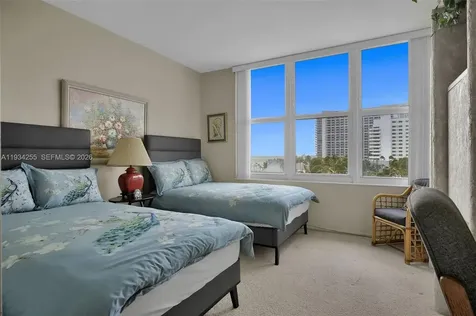 4747 Collins Avenue Miami Beach FL 33140