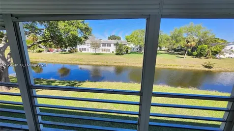 158 Prescott H Deerfield Beach FL 33442