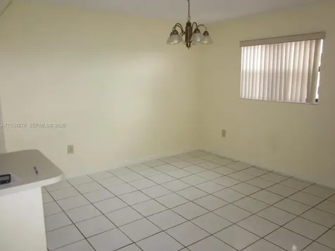 1121 SW 122 Avenue Miami FL 33184