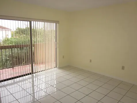 1121 SW 122 Avenue Miami FL 33184