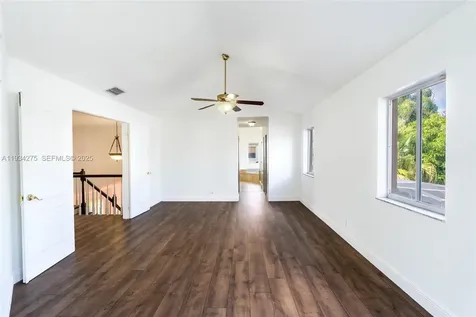 19313 NW 11th Street Pembroke Pines FL 33029