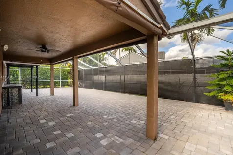 19313 NW 11th Street Pembroke Pines FL 33029