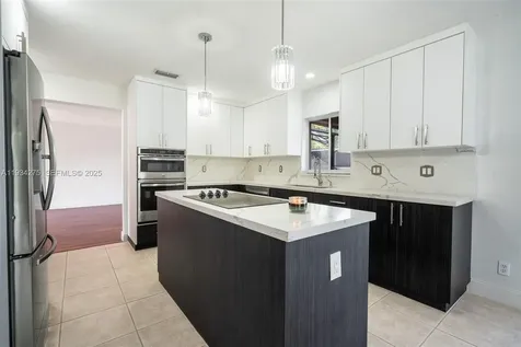 19313 NW 11th Street Pembroke Pines FL 33029