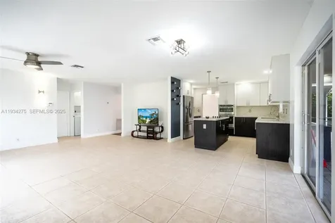 19313 NW 11th Street Pembroke Pines FL 33029