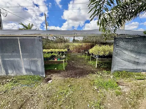 32800 SW 202nd Avenue Homestead FL 33034