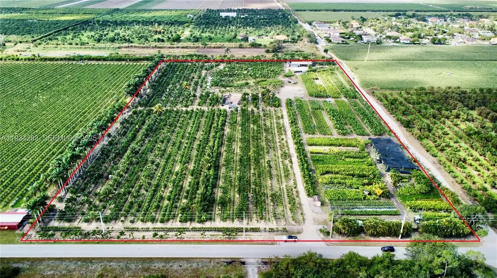 32800 SW 202nd Avenue Homestead FL 33034