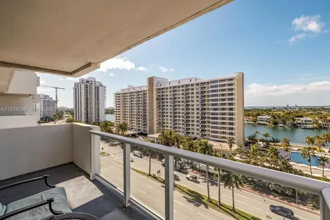 5601 Collins Avenue Miami Beach FL 33140