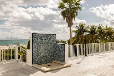 5601 Collins Avenue Miami Beach FL 33140