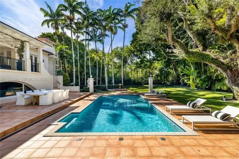 8000 Los Pinos Boulevard Coral Gables FL 33143