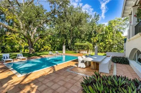8000 Los Pinos Boulevard Coral Gables FL 33143