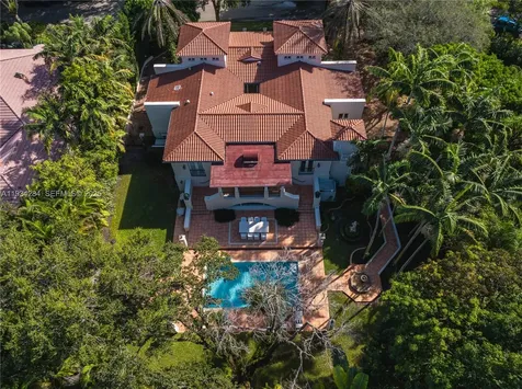 8000 Los Pinos Boulevard Coral Gables FL 33143