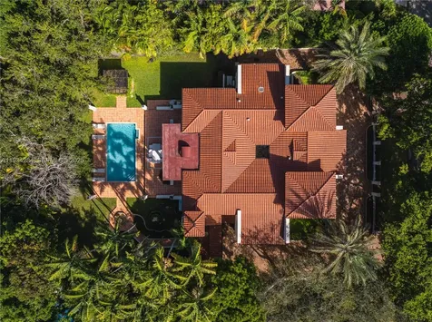 8000 Los Pinos Boulevard Coral Gables FL 33143