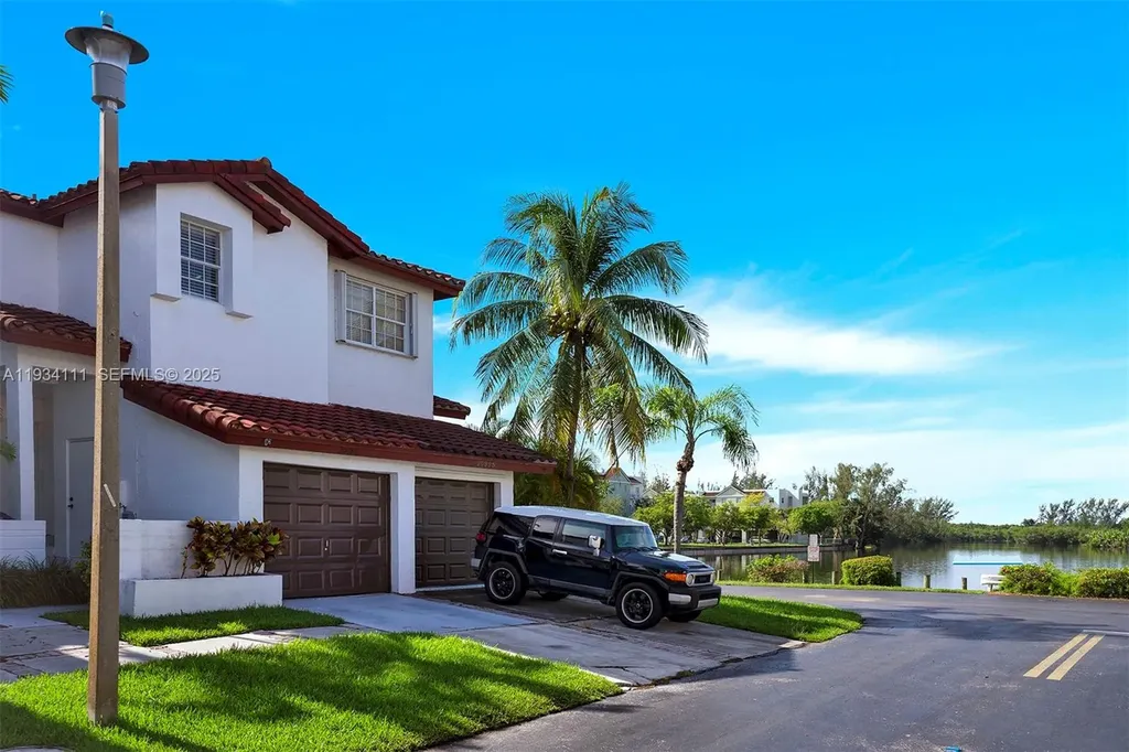 20985 SW 84th Avenue Cutler Bay FL 33189