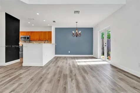 20985 SW 84th Avenue Cutler Bay FL 33189