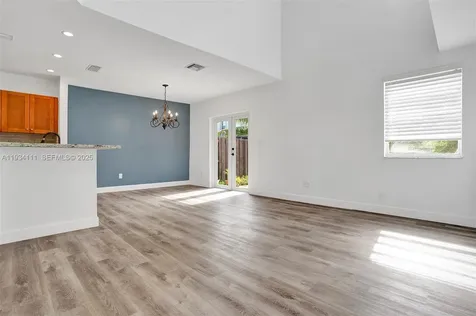 20985 SW 84th Avenue Cutler Bay FL 33189