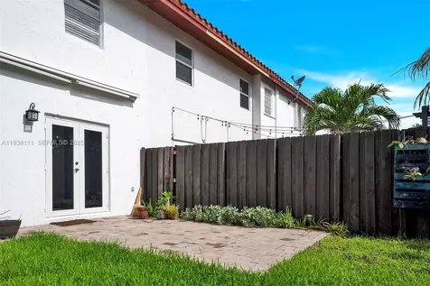 20985 SW 84th Avenue Cutler Bay FL 33189