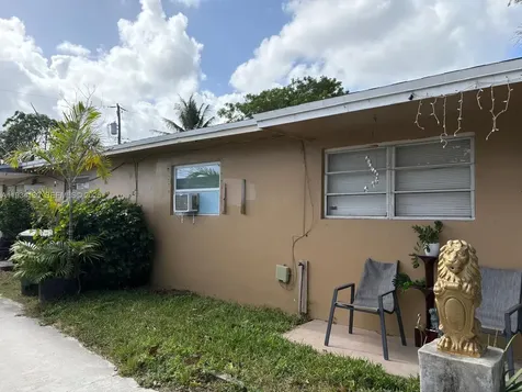1160 NW 9th Street Homestead FL 33030