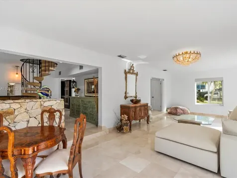 624 Palm Drive Hallandale Beach FL 33009