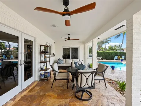 624 Palm Drive Hallandale Beach FL 33009
