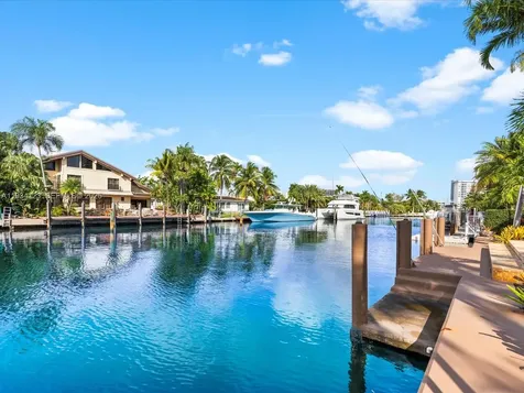 624 Palm Drive Hallandale Beach FL 33009