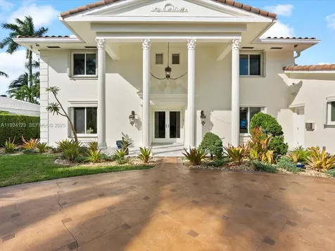 624 Palm Drive Hallandale Beach FL 33009