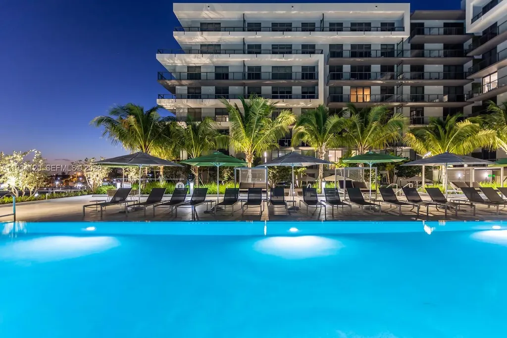 2960 NE 207 Street Aventura FL 33180