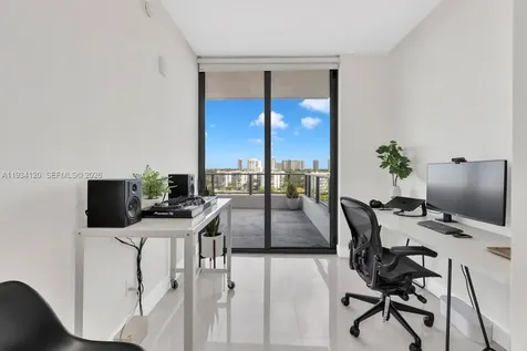 2960 NE 207 Street Aventura FL 33180