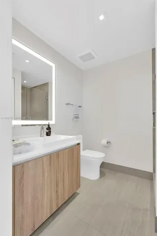 2960 NE 207 Street Aventura FL 33180